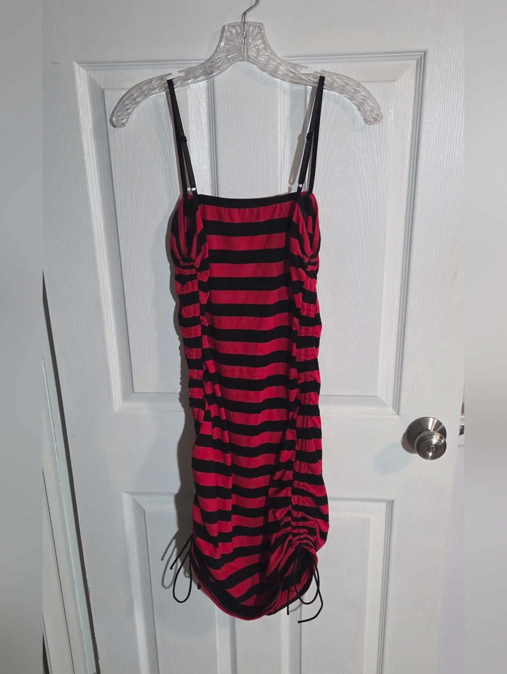 Dollskill Current Mood Make Demands Mini Dress And Gloves Set - Picture 3 of 5